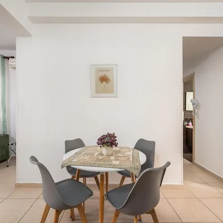 Lägenhet Levanta Cozy In Rhodes Kalavárda